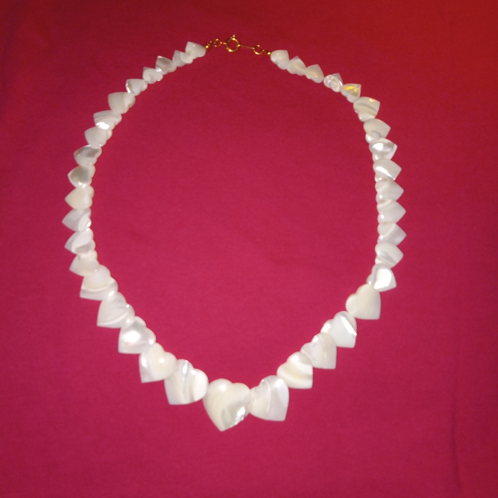 Vintage mother of pearl tone layered heart necklace
